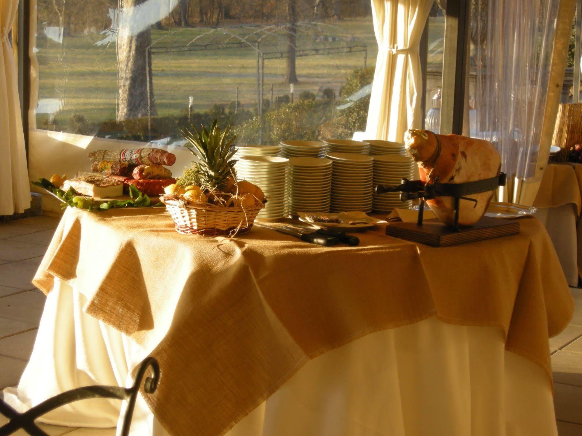 Villa Scati Bed And Breakfast Melazzo Exterior foto