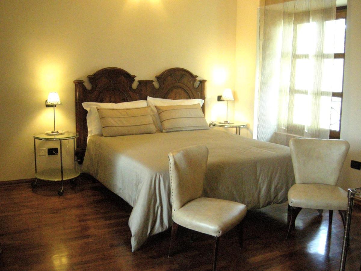 Villa Scati Bed And Breakfast Melazzo Quarto foto
