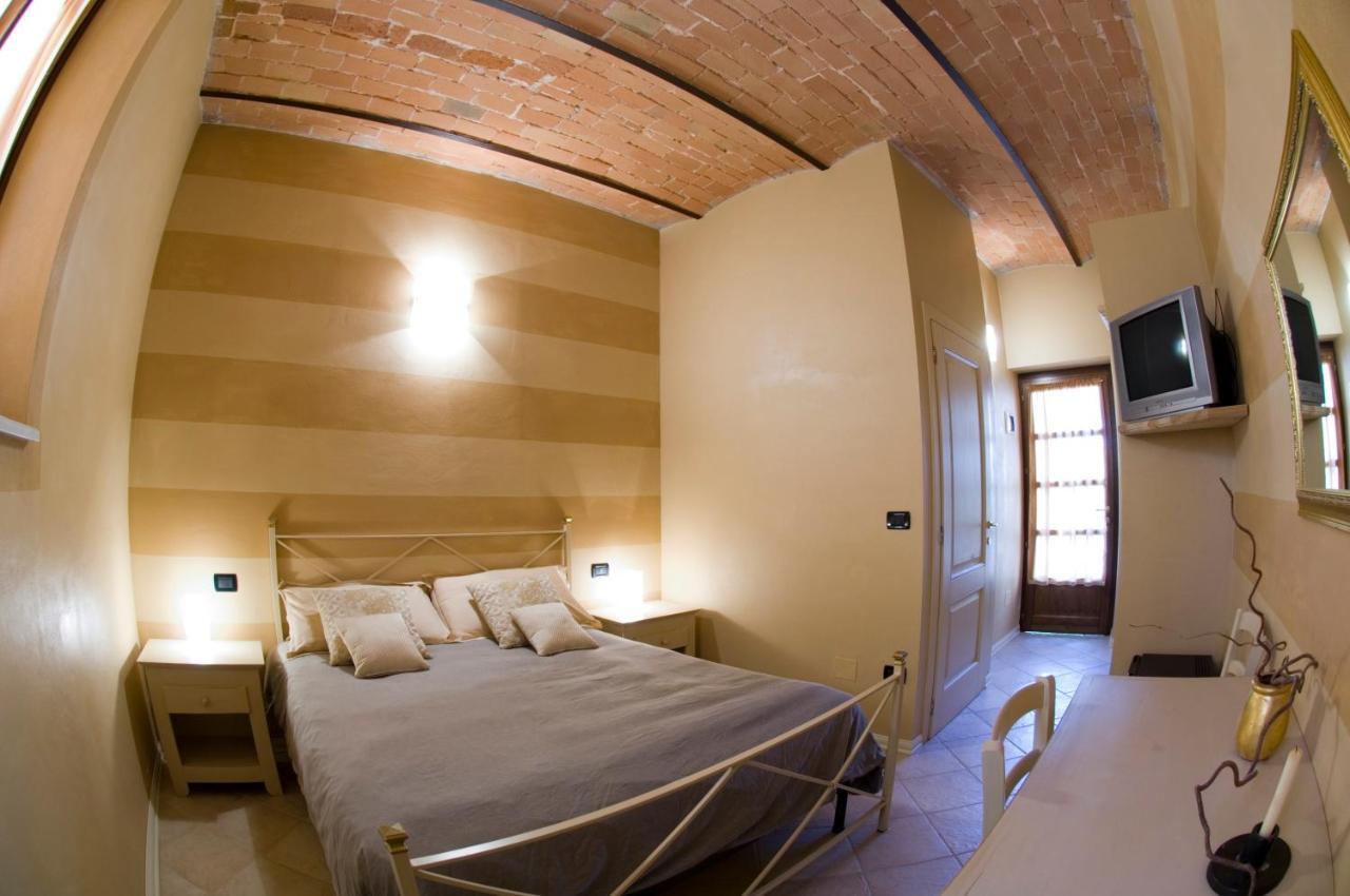 Villa Scati Bed And Breakfast Melazzo Quarto foto