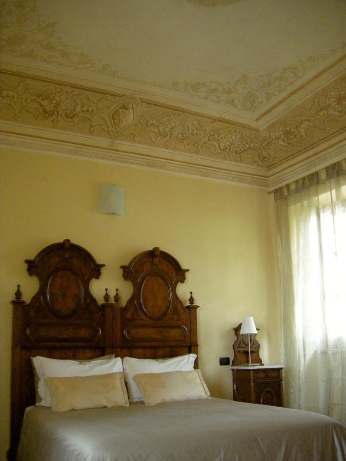 Villa Scati Bed And Breakfast Melazzo Quarto foto